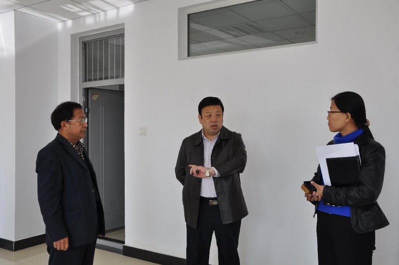 校长刘有智深入学院走访调研