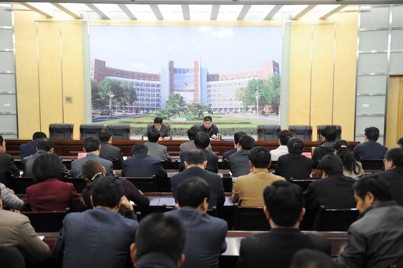 ����ѧԺ�ٿ�ר�����ͨ��У��ί����������������