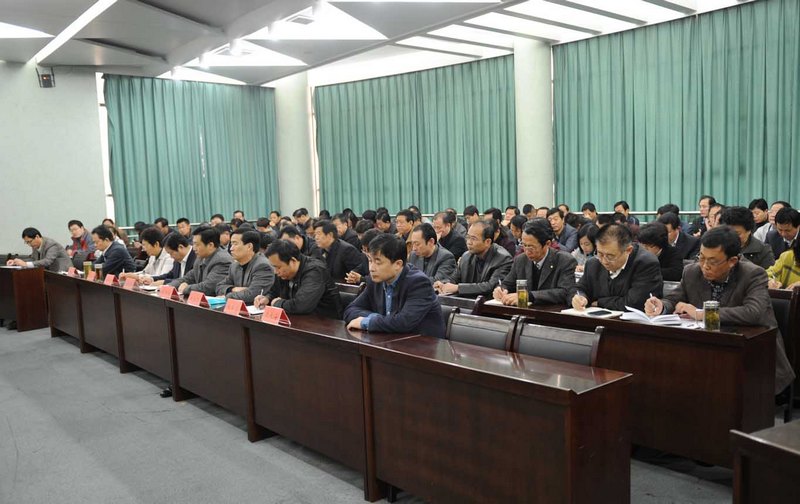 ����ѧԺ�ٿ�ר�����ͨ��У��ί����������������