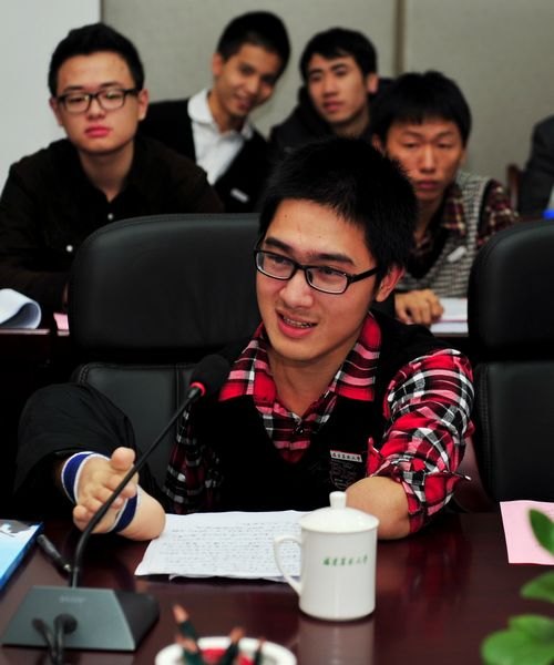 福建农林大学召开校园剧《上大学》观后座谈会