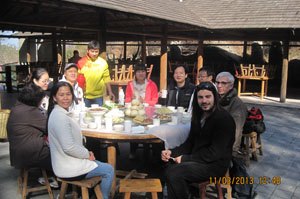 山东旅游职业学院2013年外教联谊会“秋游九如山”活动成功举办