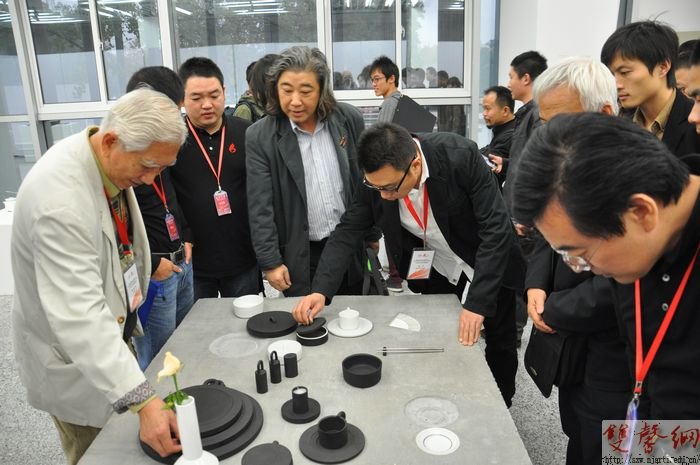 ���Ų�����˲Ź�ҵ��Ƹ��а����Ͼ�����ѧԺԲ����Ļ