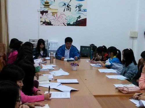 文法学院各党支部相继召开党的群众路线教育实践活动专题组织生活会