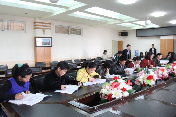 云南师范大学商学院召开云南省2014年独立学院综合类毕业生双向选择“洽谈会”筹备会