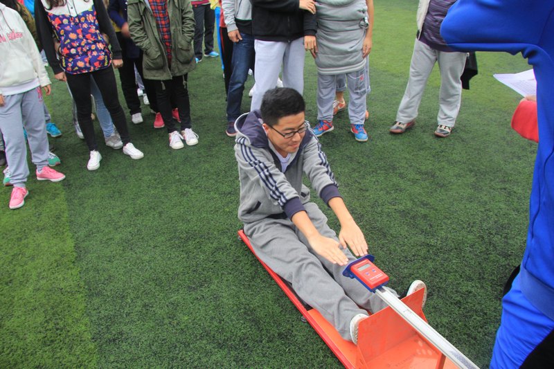 教育部学生体质测试专家组莅临重庆大学城市科技学院指导工作