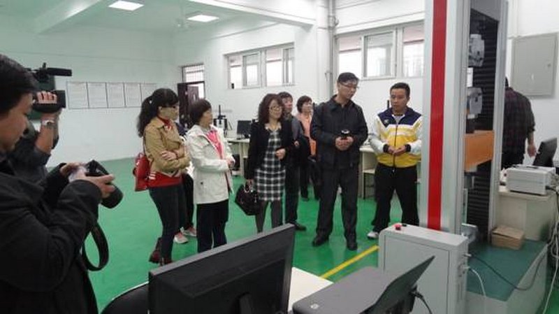 李素芹副院长一行前往渝川滇调研