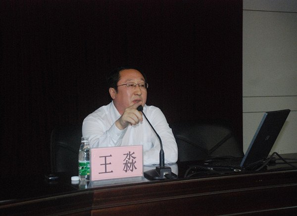 ïмԺԺ㶫ʯͻѧԺѧ