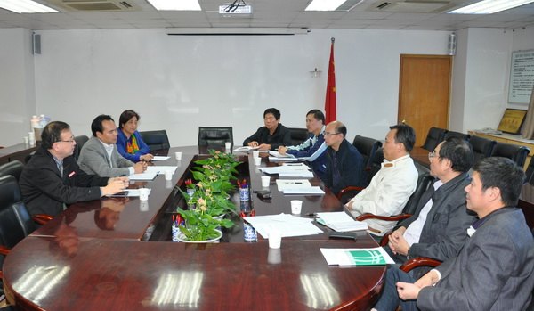 曾祥辉刘健赴教育厅汇报工作