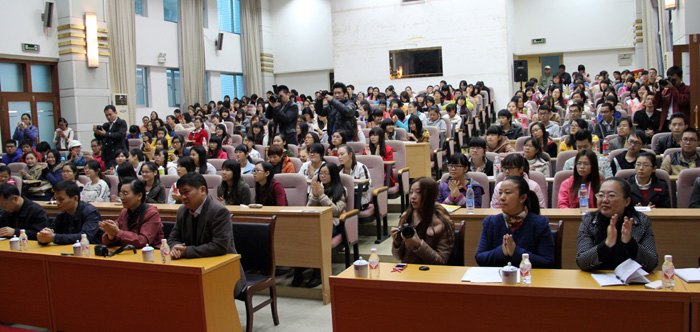 60Уר⡿˹ƶѧжʽĶıרҽڹʦѧԺ