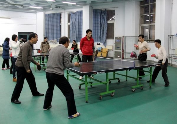 许昌学院第二届“励志杯”教职工乒乓球比赛圆满结束