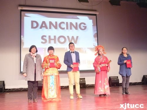 ͨѧѧԺϵѧӢγʵ㱨ݳӢĻĻ