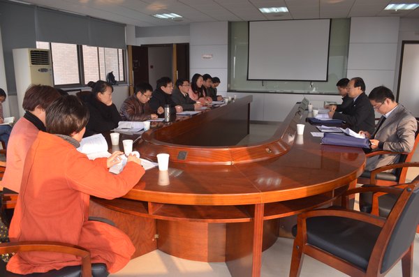 省委督导组来景德镇陶瓷学院开展党的群众路线教育实践活动满意度测评