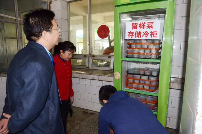 2013年全区高校安全文明校园考核测评组来广西师范学院实地考评