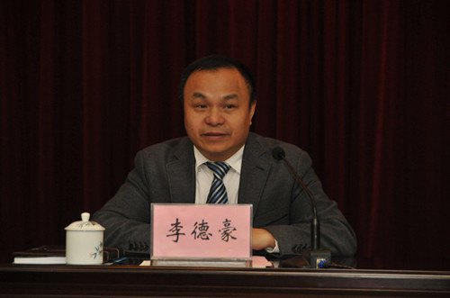 “肇英集团奖助学金”发放仪式在广东石油化工学院隆重举行