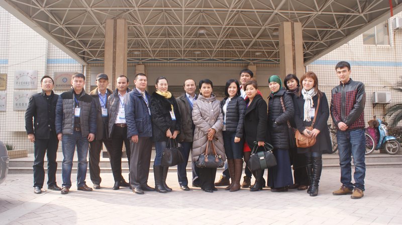 哈萨克斯坦阿拜国立师范大学艺术学生短期实习团组抵达湖北工业大学