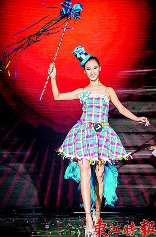 【东江时报】第四届惠州超模大赛前三甲全是惠州学院