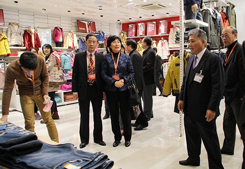 推进纺织服装教育国际化 惠州学院举办“2013国际纺织服装论坛”