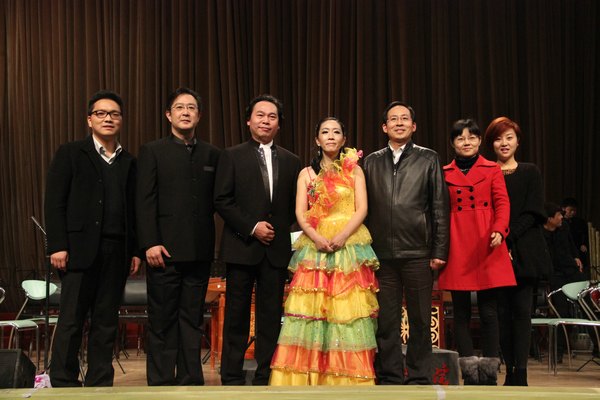 武汉工程大学举办高雅艺术进校园——东方中乐团民族器乐专场音乐会