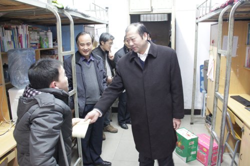 关爱特殊群体学生 建设和谐美丽校园