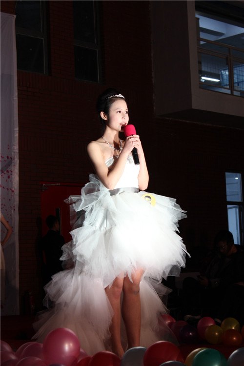 长春建筑学院举办校园模特选拔总决赛