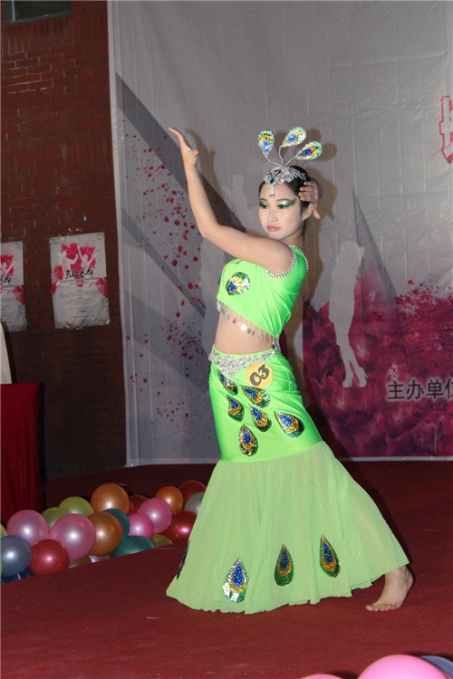 长春建筑学院举办校园模特选拔总决赛