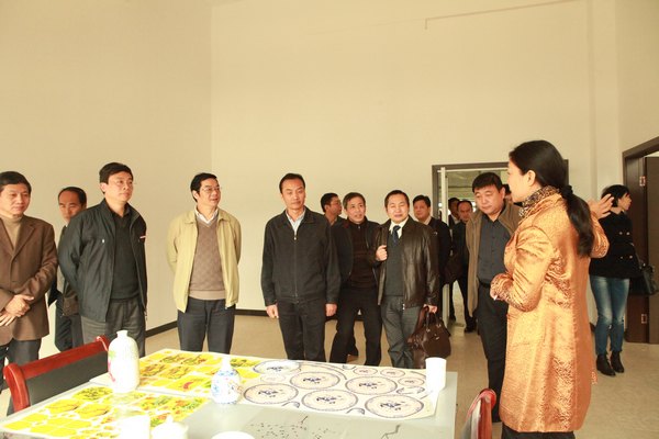 省人大调研组来景德镇陶瓷学院开展工作调研