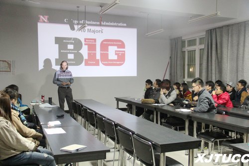 美国内布拉斯加林肯大学校长助理Wilson教授一行三人访问西安交通大学城市学院