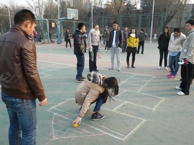 研究生冬季趣味运动会丰富学生生活