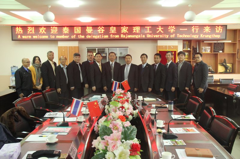 泰国曼谷皇家理工大学一行来访云南师范大学商学院