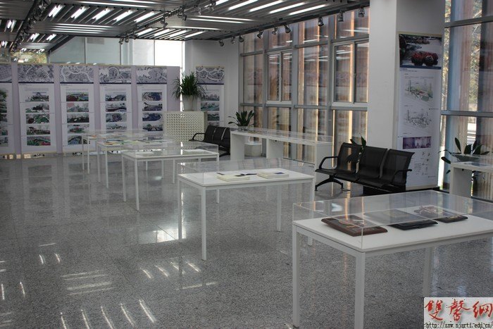 设计学院顾小玲老师举办“12年在日本 12年在中国”个展