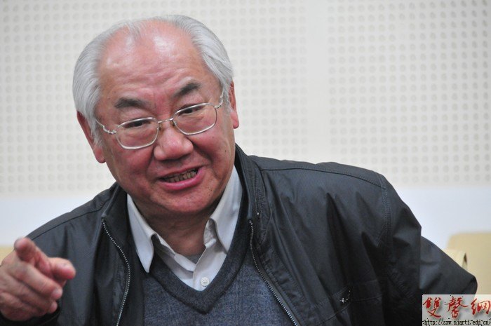 音乐学院召开石中光教授从教60周年座谈会