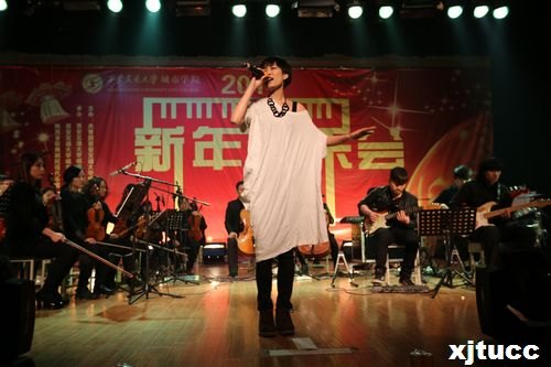 西安交通大学城市学院2014新年音乐会圆满落幕