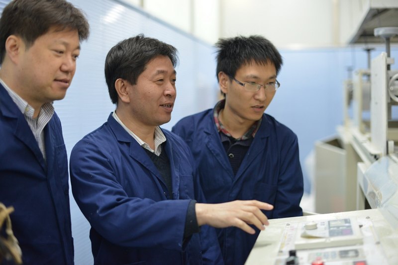 东华大学俞建勇教授当选中国工程院院士