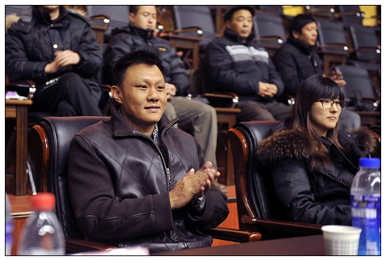 ������ȫ����ѧ�����������ڽ���ѧԺ¡�ؿ�Ļ