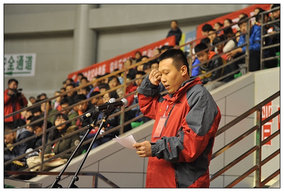 ������ȫ����ѧ�����������ڽ���ѧԺ¡�ؿ�Ļ