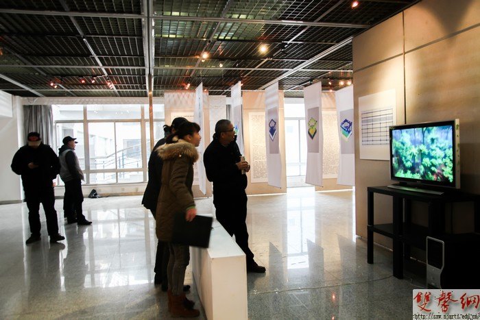 传媒学院朱宇宙老师个人数字作品展《园趣》开幕