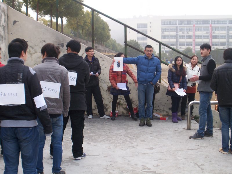 ����ѧ��ѧ����һ��֧���ٰ찲ȫ�����龰�����