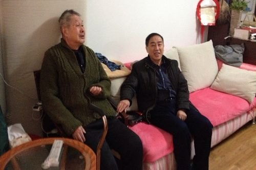 离退休工作处组织年终慰问离退休老同志活动