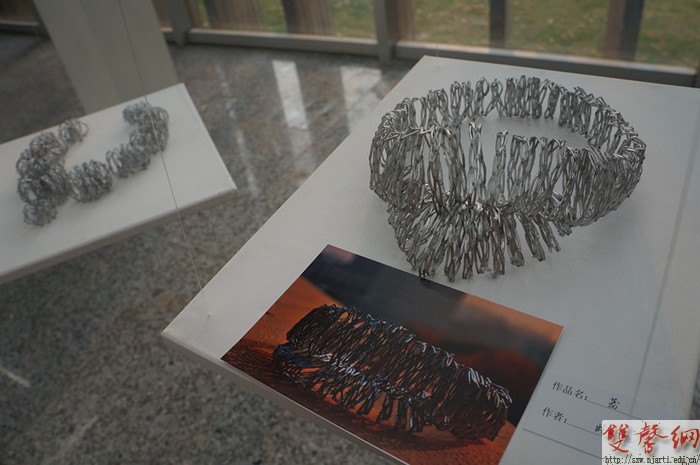 设计学院举办2012级时尚设计专业学期作品汇报展