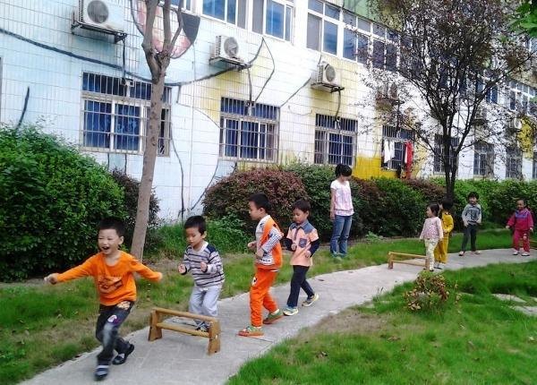 ��ɳʦ��ѧУ�����ڶ��׶�԰�ġ��˶���ͻΧ