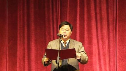 学校领导与全校师生共迎元旦佳节