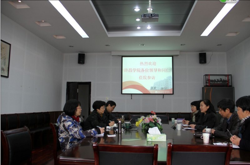 副院长黄怡俐一行赴宁波大学、中南民族大学学习考察