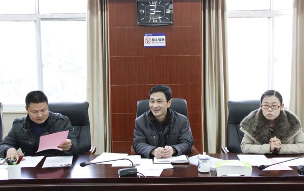 市直属机关工委文明单位补充验收检查审核组来校指导工作