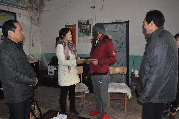 郑州职业技术学院师生踊跃捐款为患病贫困学生献爱心