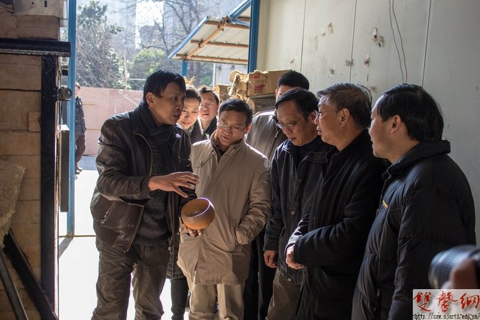 设计学院“艺术设计材料与工艺”实验室顺利通过验收