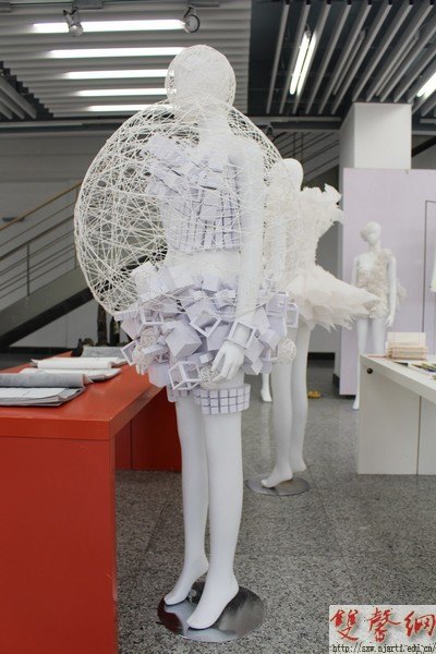 设计学院举办服装设计专业实验性课程作品展