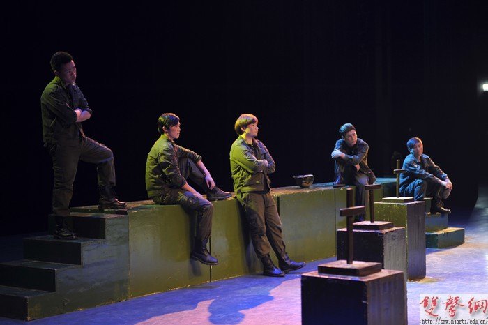 高职院影视表演专业毕业大戏《灵魂拒葬》成功首演