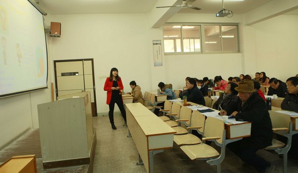 景德镇陶瓷学院举行2013年度青年教师教学基本功竞赛决赛