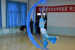 山东旅游职业学院首届“绅士、淑女形象大使”大赛复赛圆满完成