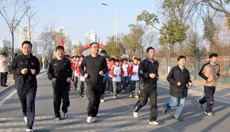 皖西学院举办第七届全国亿万学生阳光体育冬季长跑活动